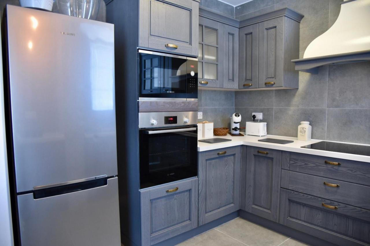 Bright & Modern 2-Bedroom, 4Th Floor Apartment In Gzira, Malta المظهر الخارجي الصورة
