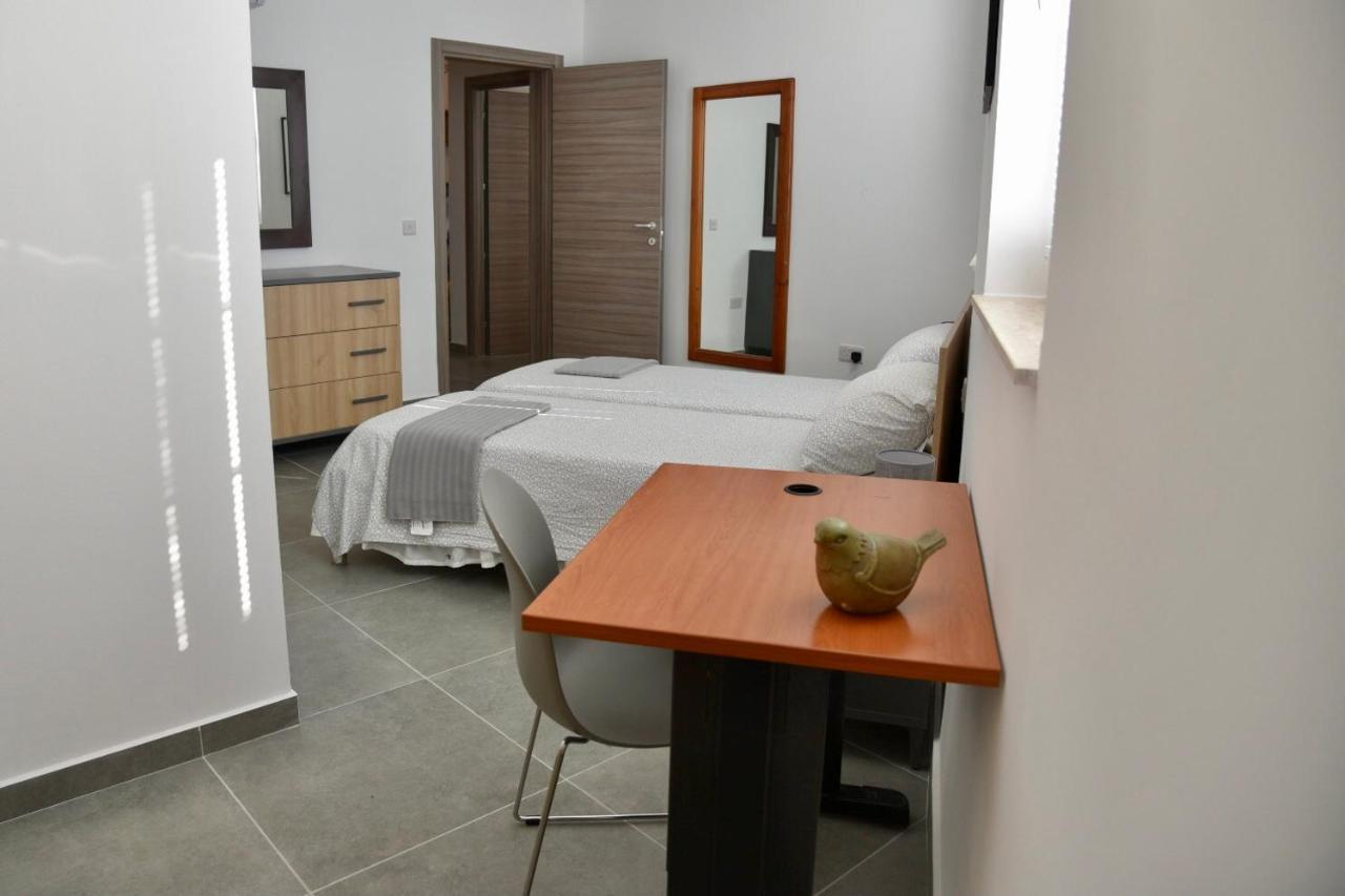 Bright & Modern 2-Bedroom, 4Th Floor Apartment In Gzira, Malta المظهر الخارجي الصورة