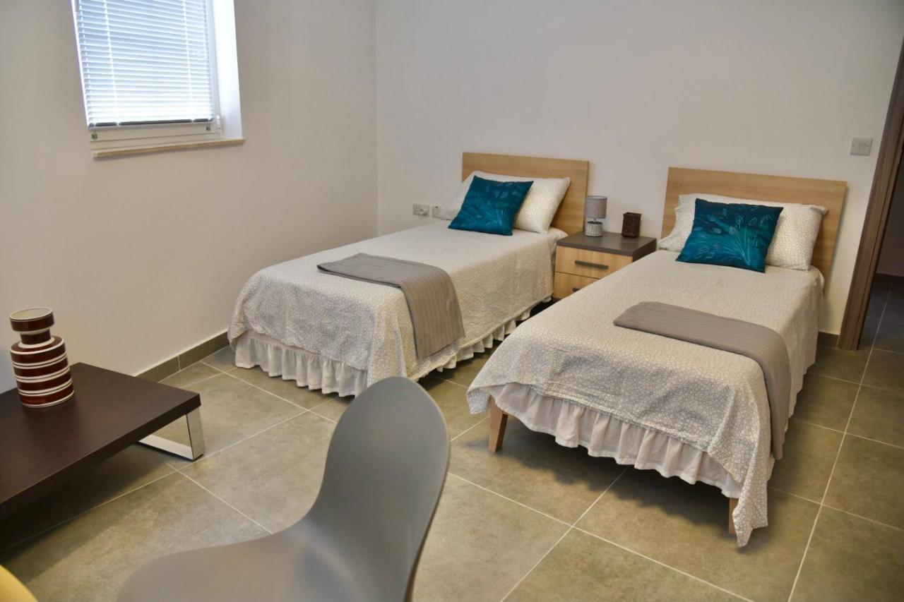 Bright & Modern 2-Bedroom, 4Th Floor Apartment In Gzira, Malta المظهر الخارجي الصورة