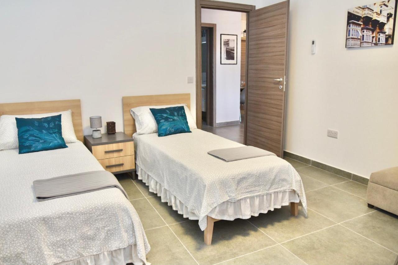 Bright & Modern 2-Bedroom, 4Th Floor Apartment In Gzira, Malta المظهر الخارجي الصورة